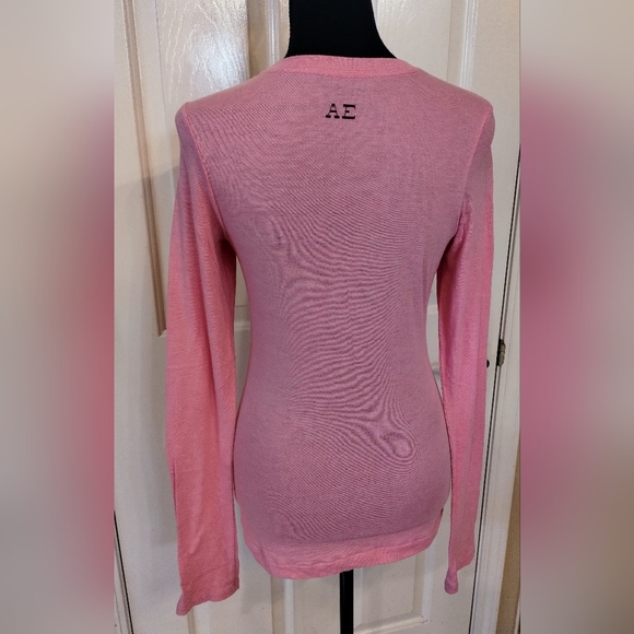 American Eagle Outfitters long-sleeved Tee - Picture 2 of 5